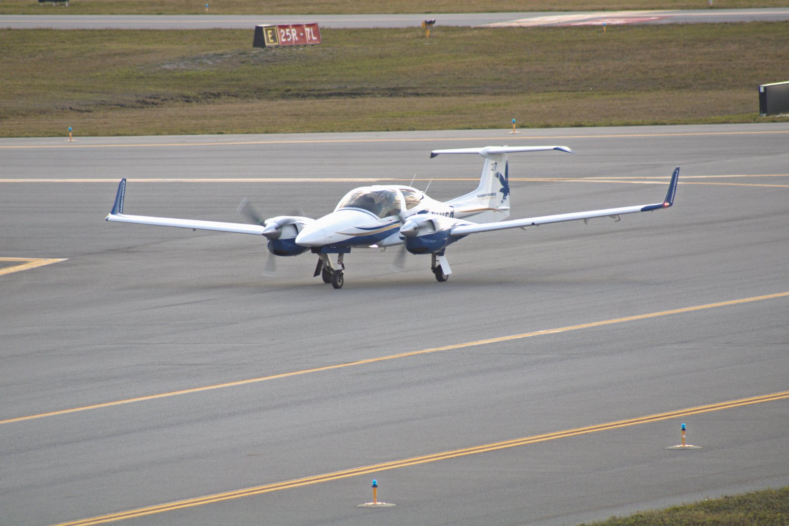 Diamond DA42-VI N327ER at Daytona Beach International Airport, 6 February 2025.